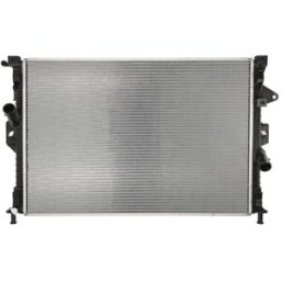 Radiador, arrefecimento do motor DENSO DRM10048