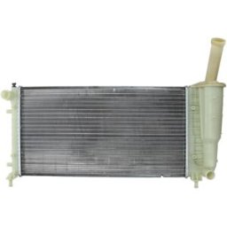 Radiador, arrefecimento do motor DENSO DRM09105