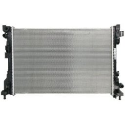Radiador NISSENS 606869