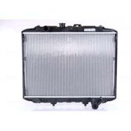 Radiador, arrefecimento do motor NISSENS 67015