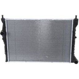 Radiador, arrefecimento do motor DENSO DRM01001