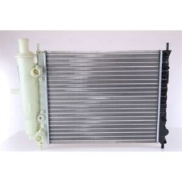 Radiador, arrefecimento do motor NISSENS 61779