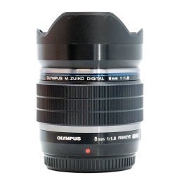 OLYMPUS 8mm f/1.8 Fisheye ED (Ocasio)
