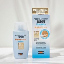 ISDIN Fotoprotector Pediatrics Fusion Water Magic SPF50 50ML - Protetor solar facial ultraligeiro, para crianças