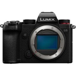 Máquina Fotográfica Digital LUMIX DC-S5 24.2MP 4K (Preto) - PANASONIC