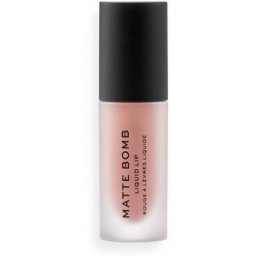 Revolution Make Up Matte Bomb liquid lip #nude charm