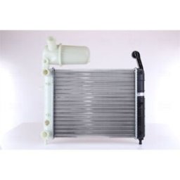 Radiador, arrefecimento do motor NISSENS 61845