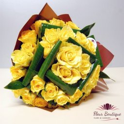 Buchet 33 trandafiri "Heartbreaker