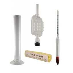 Set de vinificare