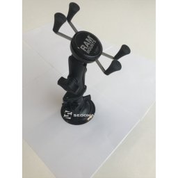 Suport RAM MOUNT - SISTEM X-GRIP PIVOTANT cu brat metalic si ventuza 8,5 cm pentru dispozitive cu diagonala de maxim 3,5"