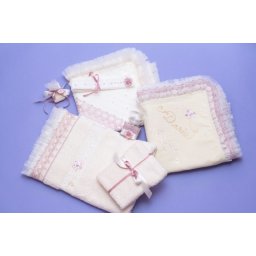 Trusou botez biserica Pink Paris