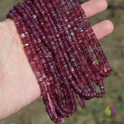 Sirag granat rhodolit patratele 4-5mm, 40cm