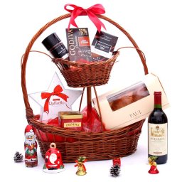 Cos Luxurious Christmas