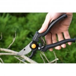 Foarfeca de mana Fiskars Garden Pro Pruner P90