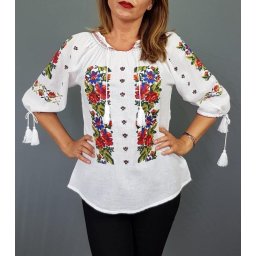 Ie Traditionala Rebeca
