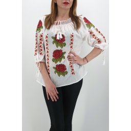Ie Traditionala Rosa 2