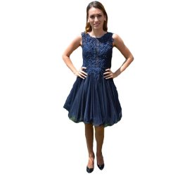 Rochie scurta baby-doll, culoare bleumarin din dantela, tul (Marime: 38, Culoare: BLEUMARIN)