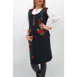 Costum Traditional Vesta si Fusta brodata cu model traditional 3