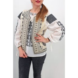 Vesta brodata cu model traditional Angelica