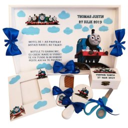 Set Mot Thomas, 7 piese, personalizat cu nume si data, DSPH163