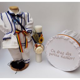 Set Traditional Botez - Costumas baietel Cutie pentru trusou Lumanare 2