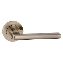 Set manere usa interior cu rozeta, culoare bronz patinat , Kuchinox