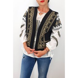 Vesta brodata cu model traditional Alina 5