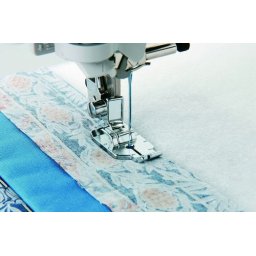 Piciorus Quilting F001N, compatibil cu masinile Brother computerizate / electromecanice