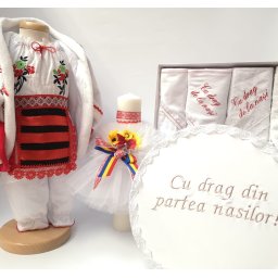 Set Traditional Botez Fetita - Costumas + Trusou + Cutie + Lumanare 2