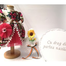 Set Traditional Botez - Costumas fetita Cutie pentru trusou Lumanare - TUL
