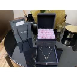 Cadou Trandafiri de sapun Bijuterii Borealy