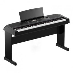 Yamaha DGX 670 B Set 2