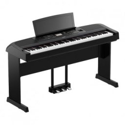 Yamaha DGX 670 B Set 1