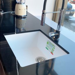CookingAid Chiuveta bucatarie granit Cube ON5610 Alba Polar White cu montaj sub blat + accesorii instalare