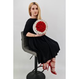Set cadou , Trandafiri sapun , cutie alba , Alb cu Rosu