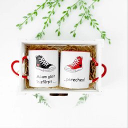Set cani albe cu maner inima rosu personalizate cu textul in sfarsit mi-am gasit perechea