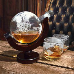 Cadou Decantor cu Doua Pahare Glob World. TOP 10 Cadouri Barbati