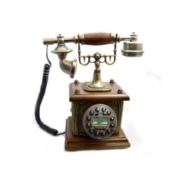Telefon Vintage Cu Lemn De Mahon In Forma Patrata