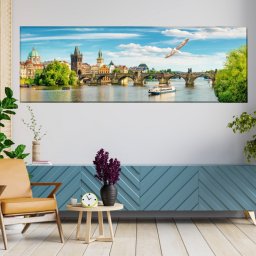Tablou Vapor Turistic langa Podul Charles in Praga PADR7 (Dimensiune LxH: 120x40cm)