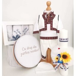 Set Botez Traditional Adi 11 , 4 piese costumas, lumanare, cufar brodat, trusou botez Traditional