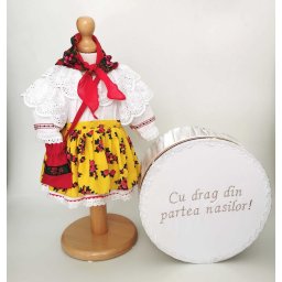 Set Botez Traditional , Costum Traditional Fetite Floral 3 - 2 piese costumas si cutie botez