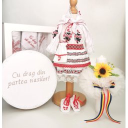 Set Traditional Botez Melinda 4