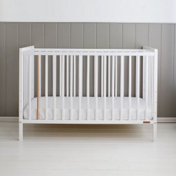 Patut Bebe Din Lemn Masiv 120 cm x 60 cm Design Impunator Confortabil Rezistent Woodies Stardust White