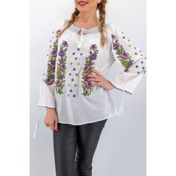 Ie Traditionala Blanca