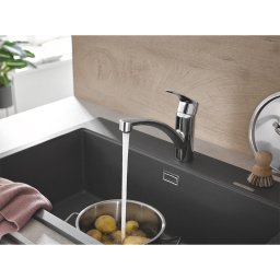 Baterie bucatarie Grohe Eurosmart 2021, pipa pivotanta,furtunuri flexibile, crom-33281003