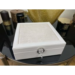 Cutie bijuterii Fashion Glamour White Bej + 2 Ceasuri + Cutie Travel