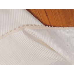 Set fata de masa rotunda cu dungi din damasc diametru 290 Ivory, 12 servetele, cu dantela