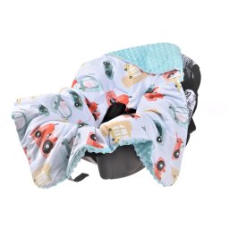 Paturica scaun auto model masinute si plus minky bleu