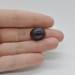 Cabochon Granat Stelar 16x14x10mm C91