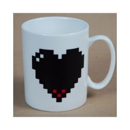 Cana Cu Inima Pixelata